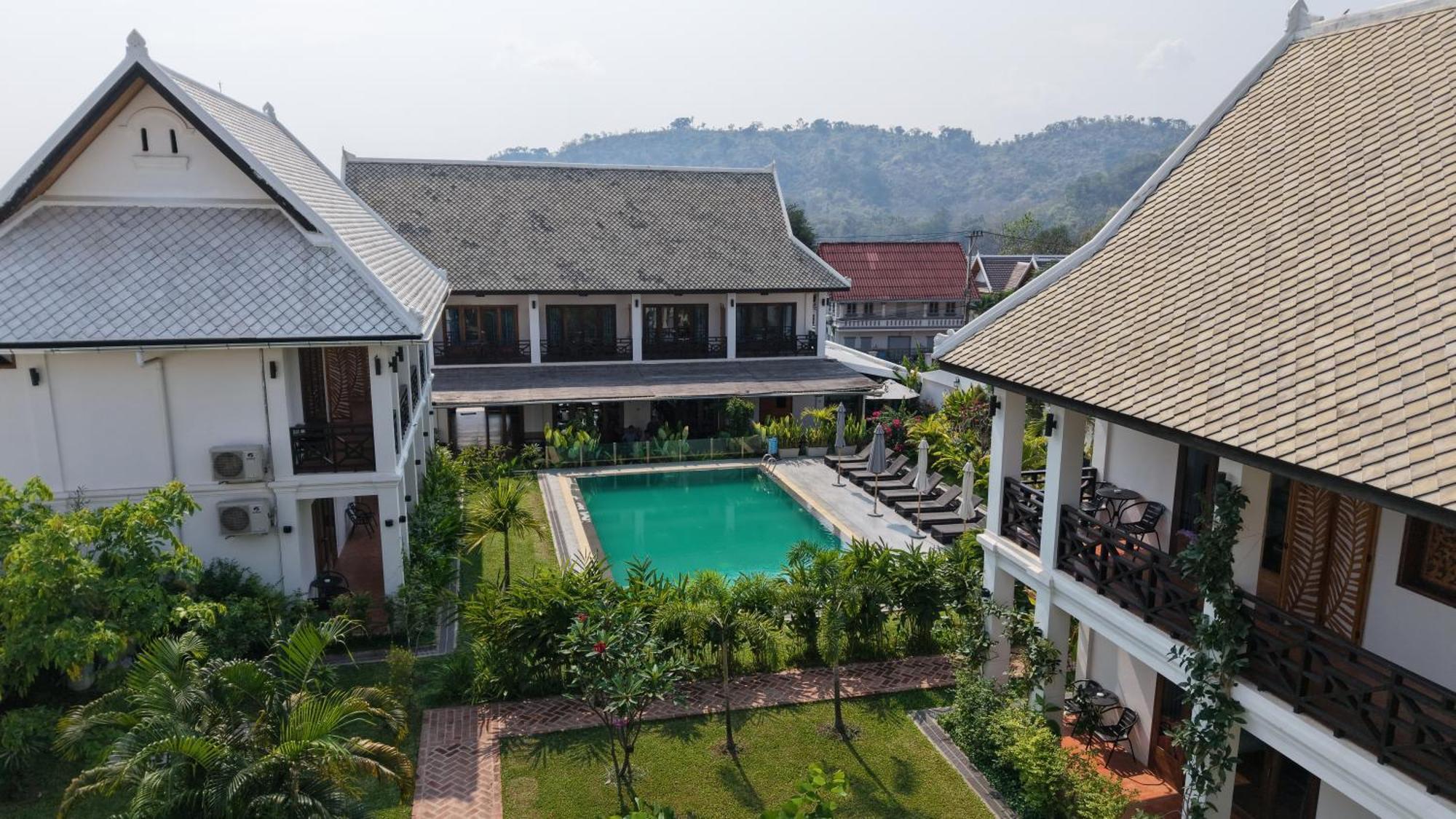 Madilao Hotel 루앙프라방 외부 사진